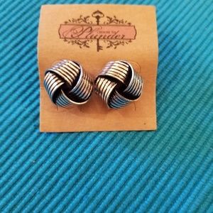 Plunder design jewelry
